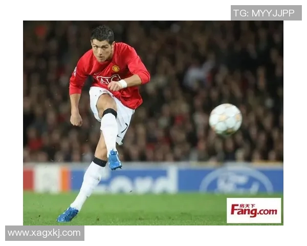 全球足球巨星风采展现明星球员精彩瞬间的照片集锦